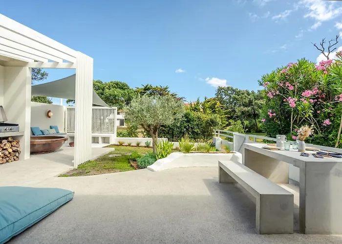 Kindahouse